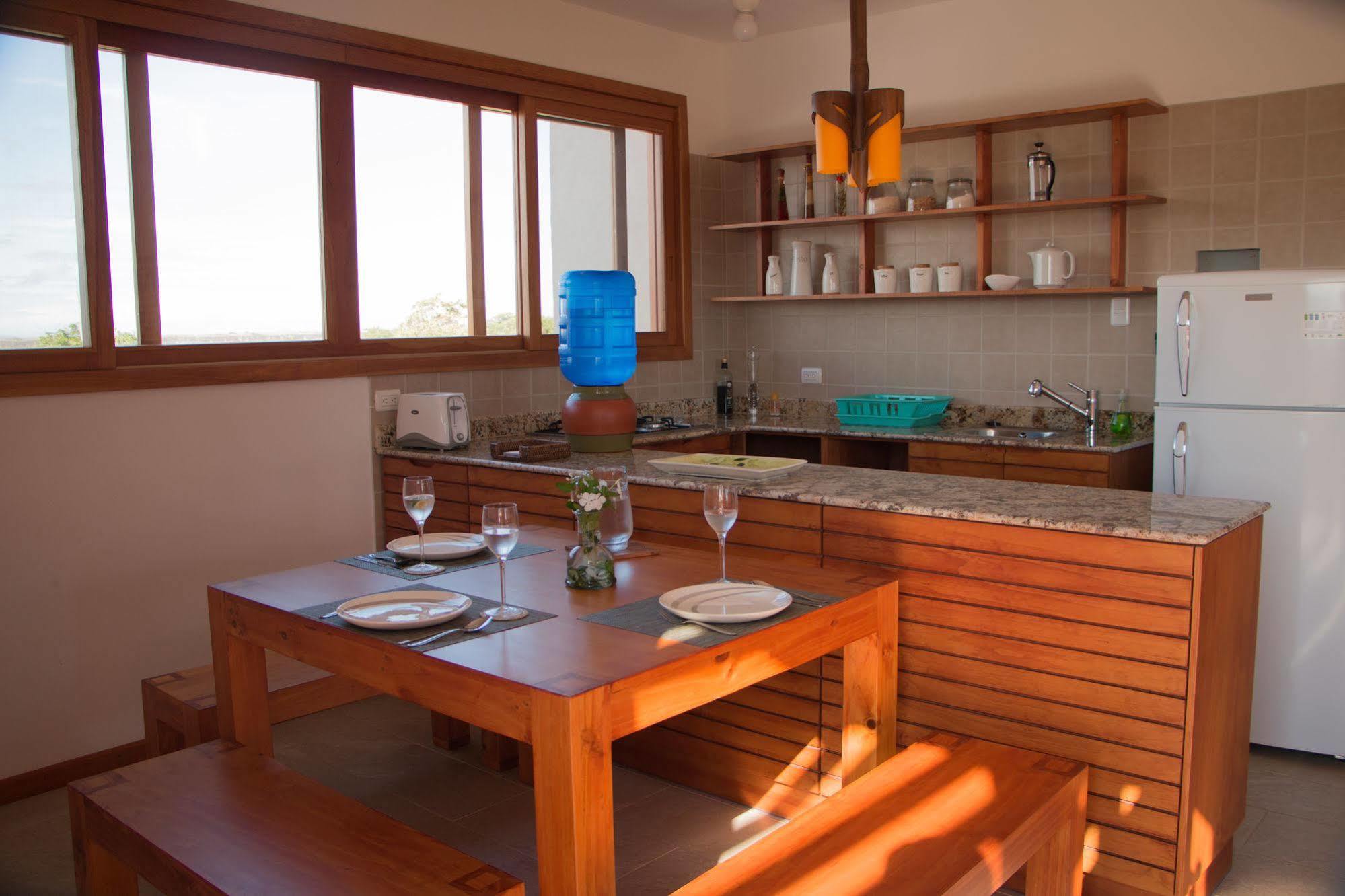 Chez Manany Galapagos Ecolodge Puerto Villamil Kültér fotó